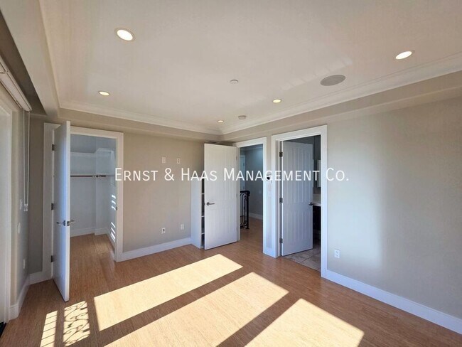 Building Photo - 1848 Benecia Ave