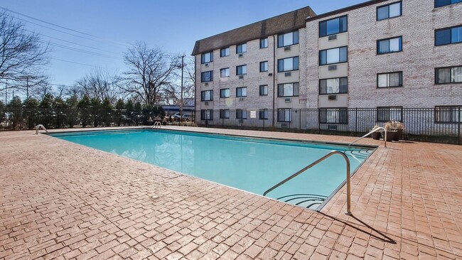 Building Photo - 4050 W 115th St