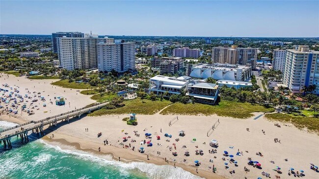 Building Photo - 133 N Pompano Beach Blvd