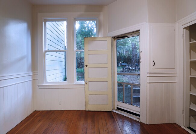 Building Photo - 84a Sanchez St