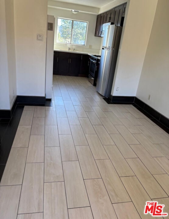 Primary Photo - 366 N Ave 51