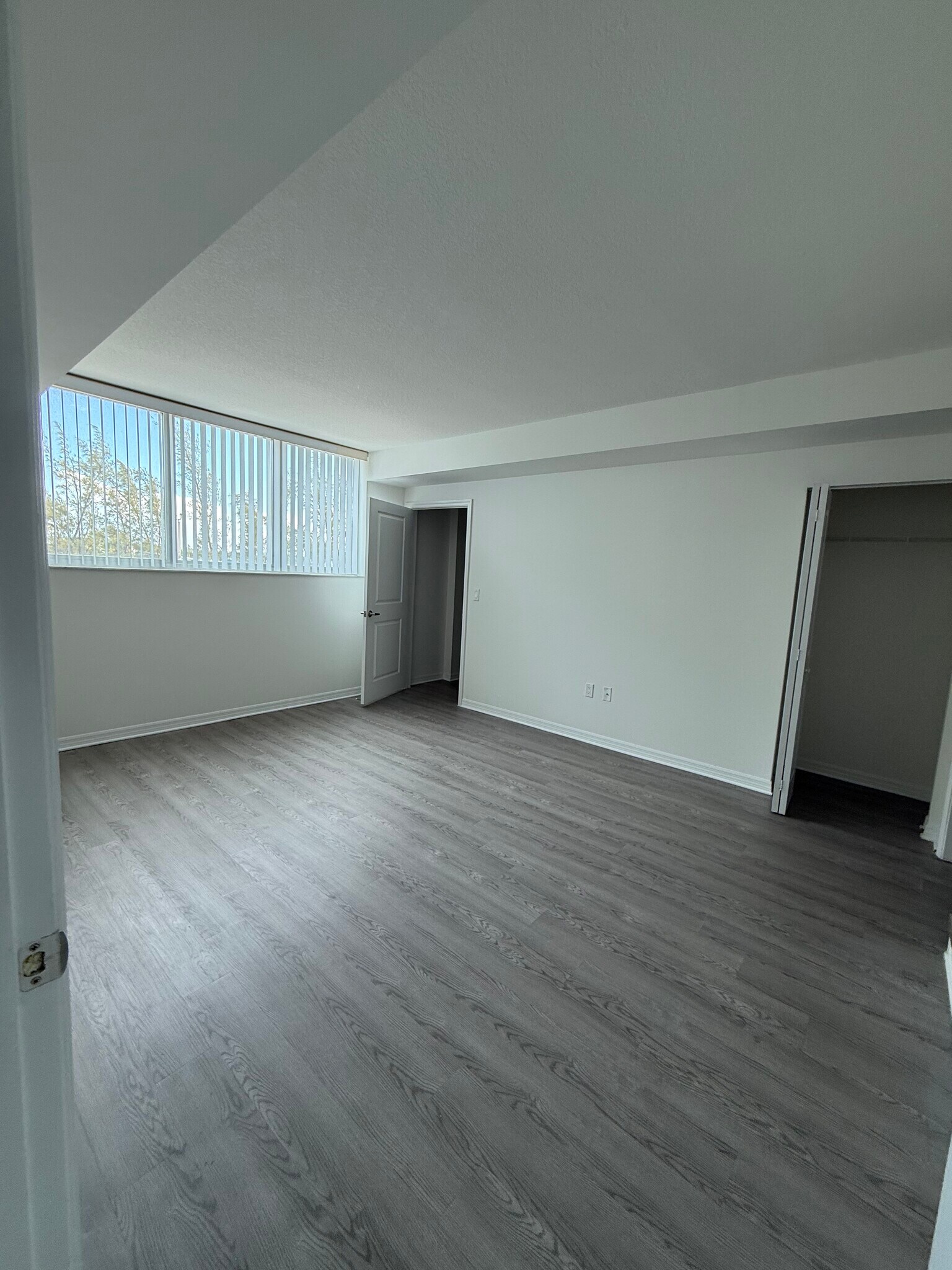 Building Photo - 7517 Mutiny Ave