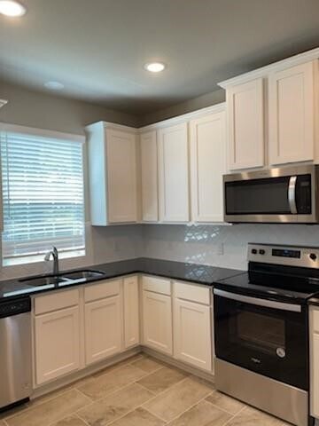 Building Photo - 13238 Enchanted Way Dr