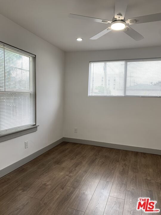 Building Photo - 1416 W 46th St