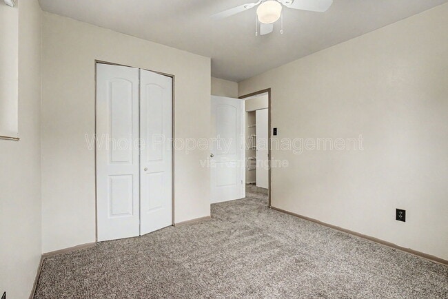 Building Photo - 4204 Hoyt St