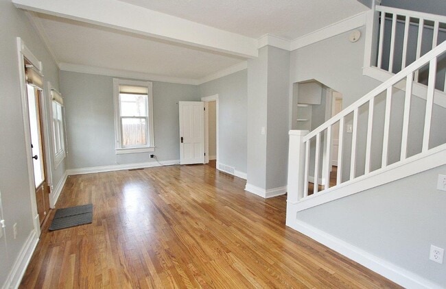 Building Photo - Charming Cottage Style North End Home