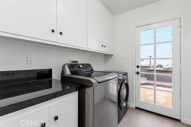 Building Photo - 621 Paseo de los Reyes