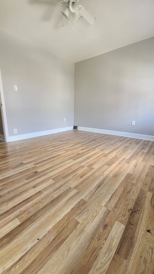 Building Photo - 3 Bed, 1.5 Bath House for Rent in Port Ric...