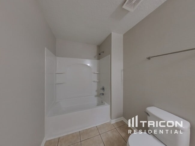 Building Photo - 86294 Cartesian Pointe Dr