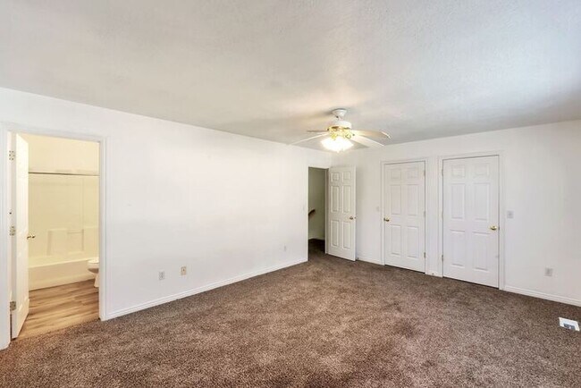 Building Photo - Peaceful Provo Townhome