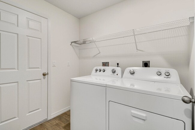 Building Photo - 3226 SW Nutley St