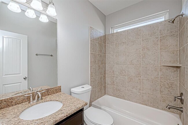 Building Photo - 30806 Academy Trace Dr