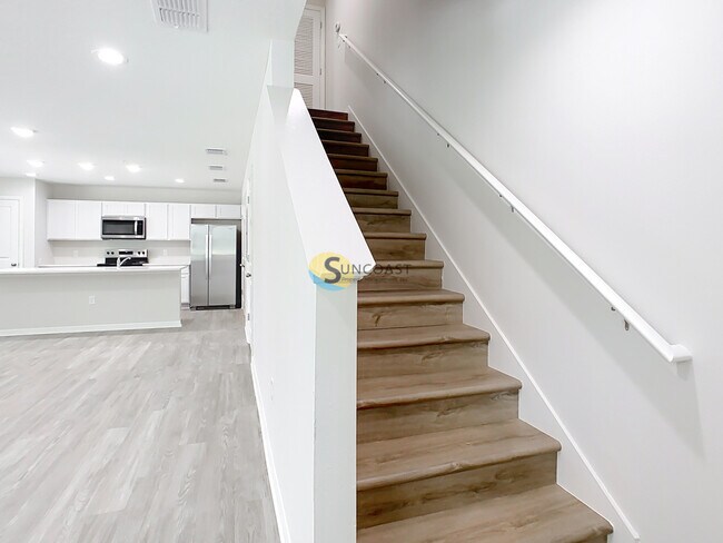 Building Photo - 3821 SW 43rd Ct