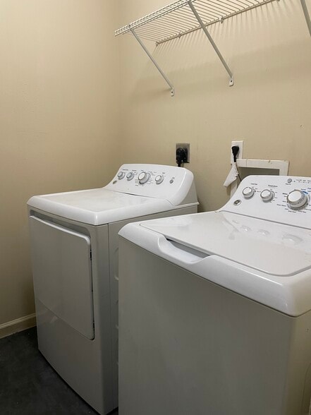 Laundry Room - 3418 S Robertson St