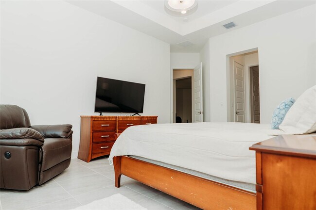 Building Photo - 10710 Aqua Ct