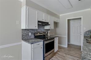 Building Photo - 5226 Lauri Ln
