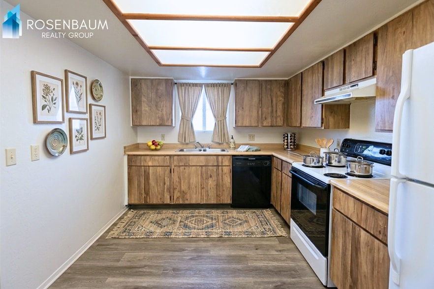 Building Photo - Charming 2-bedrooms, 1-bath downstairs apartment in Prescott Valley!