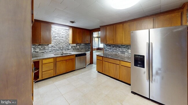 Building Photo - 16 Patapsco Rd