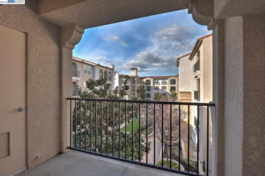 Building Photo - 3275 Dublin Blvd