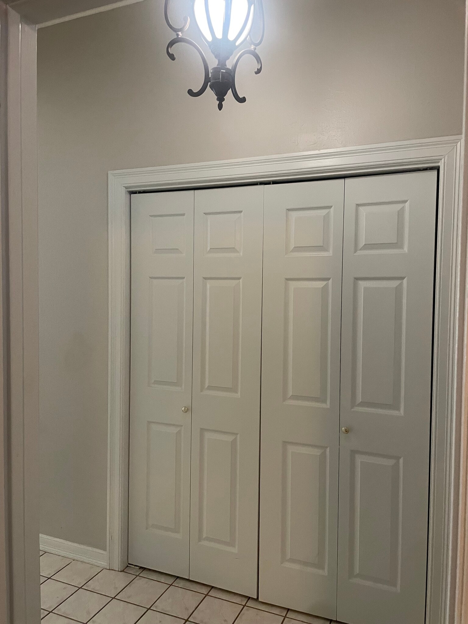 Building Photo - 2432 Melody Ln