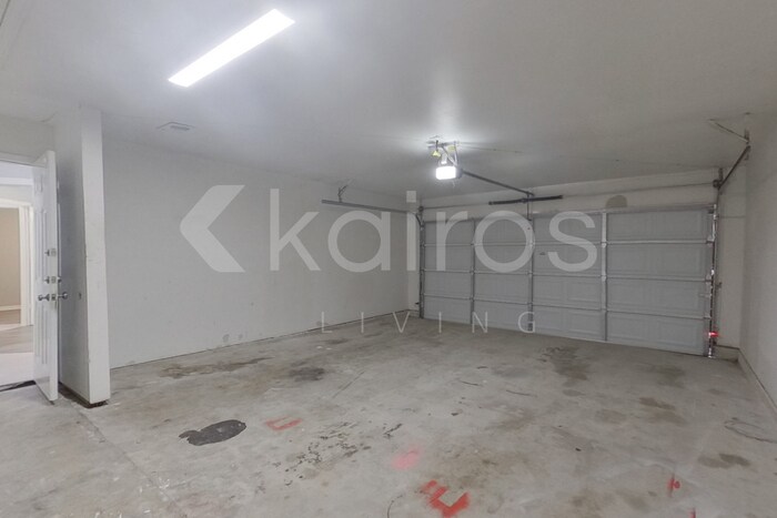 Building Photo - 4535 Sloangate Dr