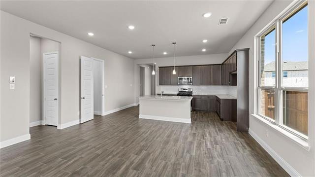 Building Photo - 3804 Malibu Dr