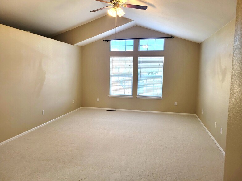 Building Photo - 13712 Narrowleaf Dr