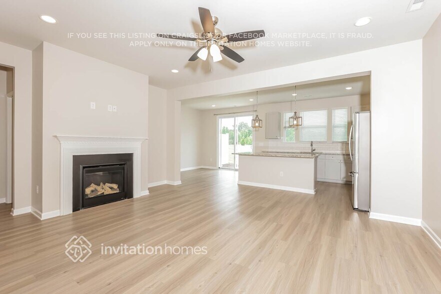 Building Photo - 780 Amarra Dr