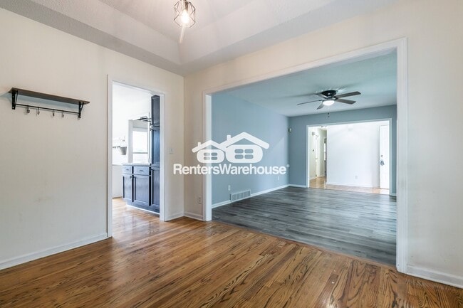 Building Photo - 2707 NE 67th Pl