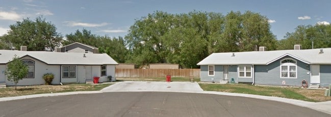 Primary Photo - Grand Valley Apartments