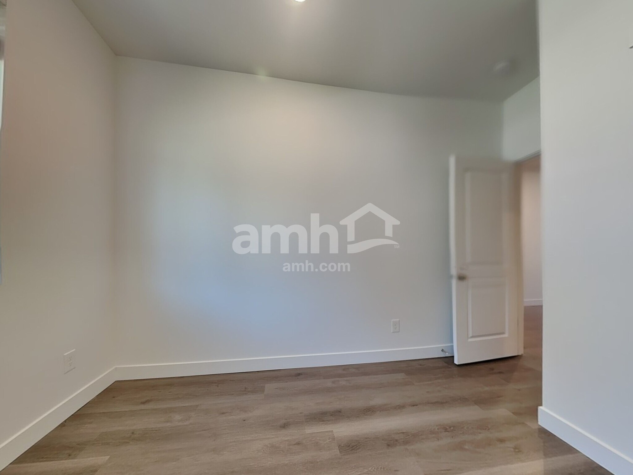 Building Photo - 7705 Brenden St SW