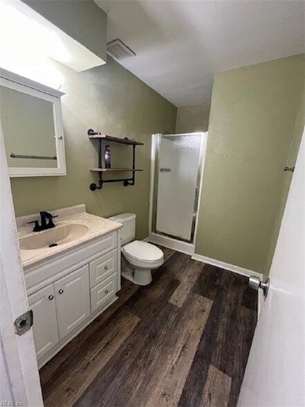 Building Photo - 1720 Rueger St