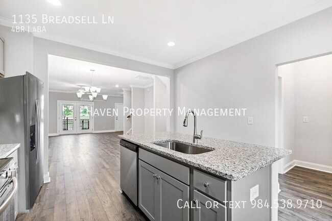 Building Photo - 1135 Breadsell Ln