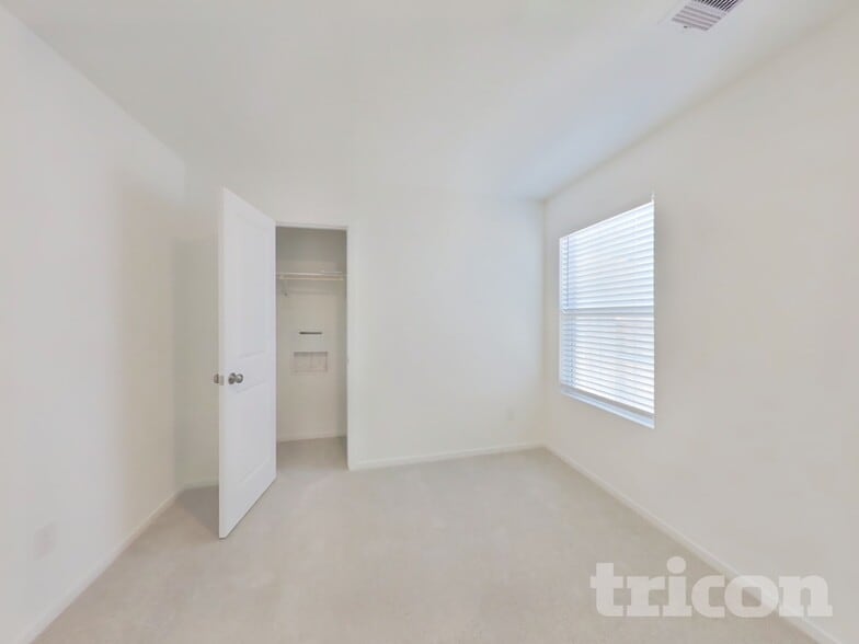 Building Photo - 1314 Gamagrass Dr