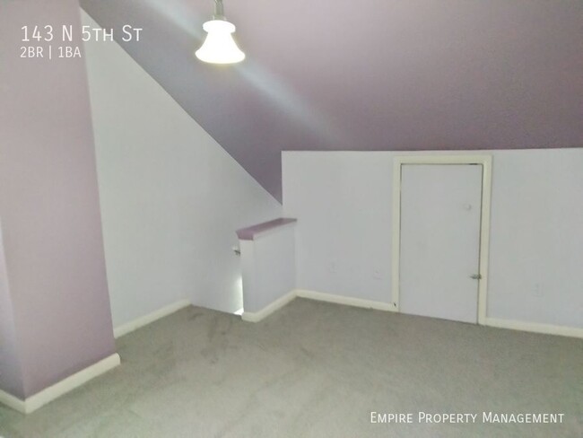 Building Photo - 2 Bedroom / 1 Bathroom Home in Allentown!