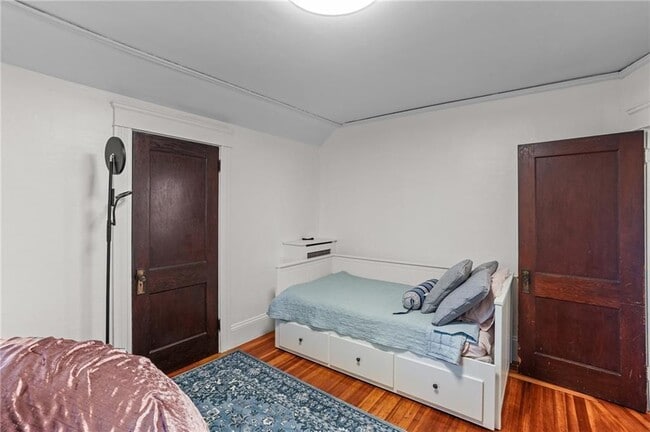 Building Photo - 36 Mt Hope Ave