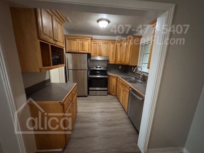 Building Photo - 5117 Lexington Ave