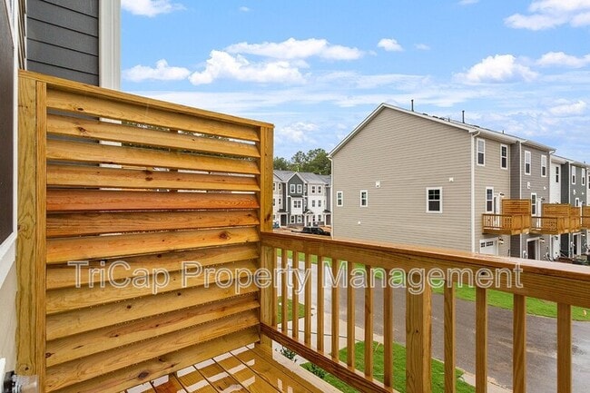 Building Photo - 1707 Chirping Trl