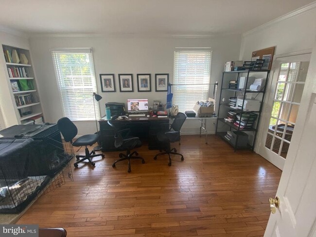 Building Photo - 5430 Ashleigh Rd