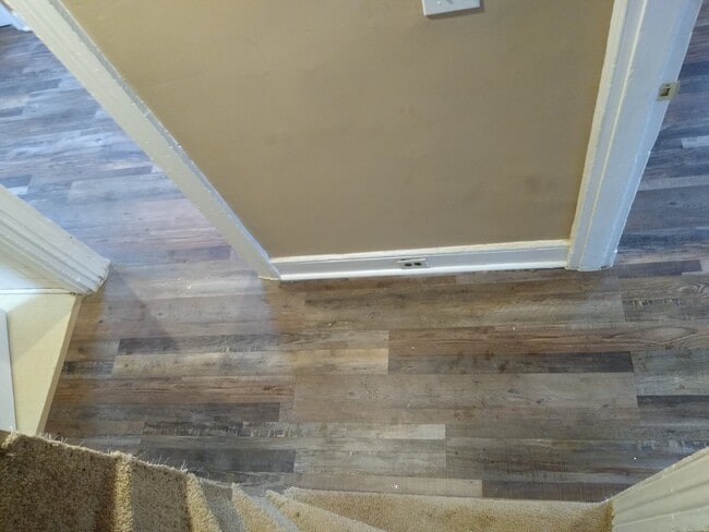 Building Photo - 216 E Ashmead St