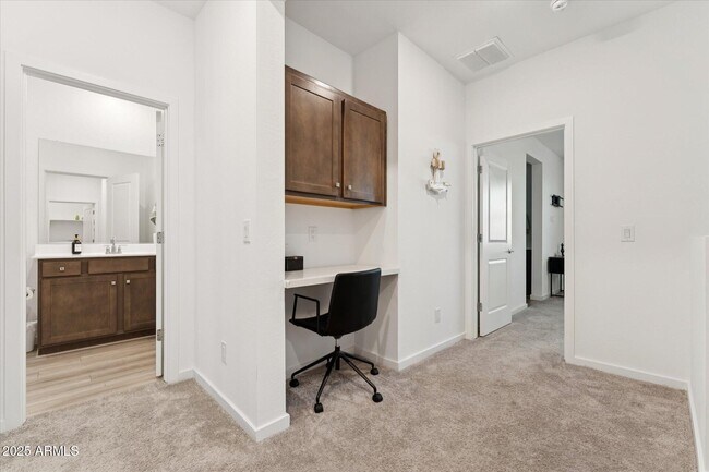 Building Photo - 4803 S Ferric