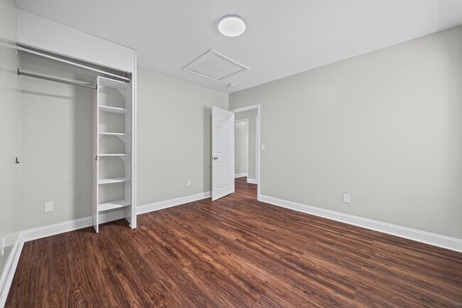 Building Photo - Super Cute, tastefully remodeled 3-Bed, 2-Bath home in Gastonia.