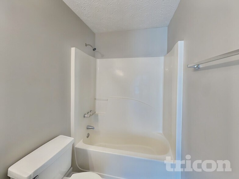 Building Photo - 1728 Brandon Lee Way SW