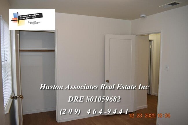 Building Photo - 1714 Del Rio Dr