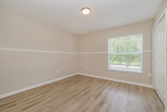 Building Photo - 5729 Sweet William Terrace