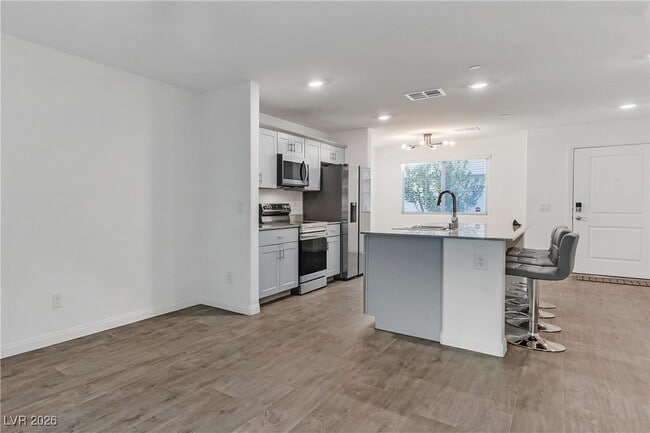 Building Photo - 12283 Radiant Sunrise Rd