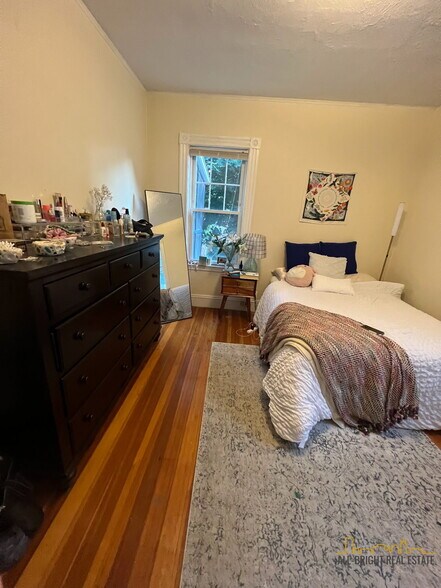 Building Photo - 98 Westbourne Ter