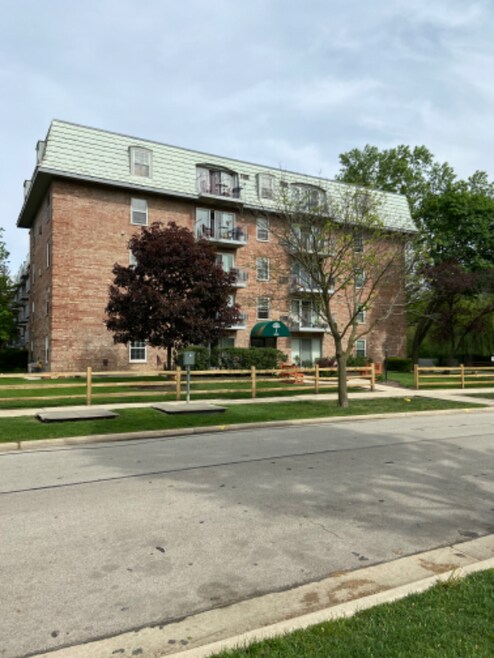 Building Photo - 5125 Blodgett