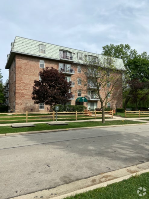 Building Photo - 5125 Blodgett
