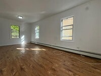 Building Photo - 291 N State Rd